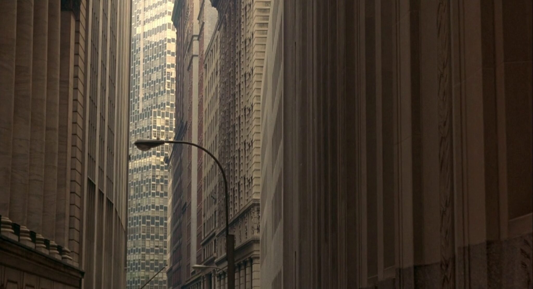 Koyaanisqatsi (1982)